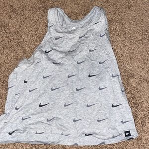 Nike tank